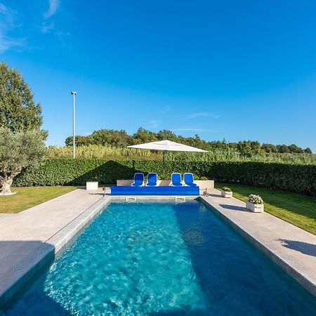Apartment Lunne Novigrad  Bagian luar foto