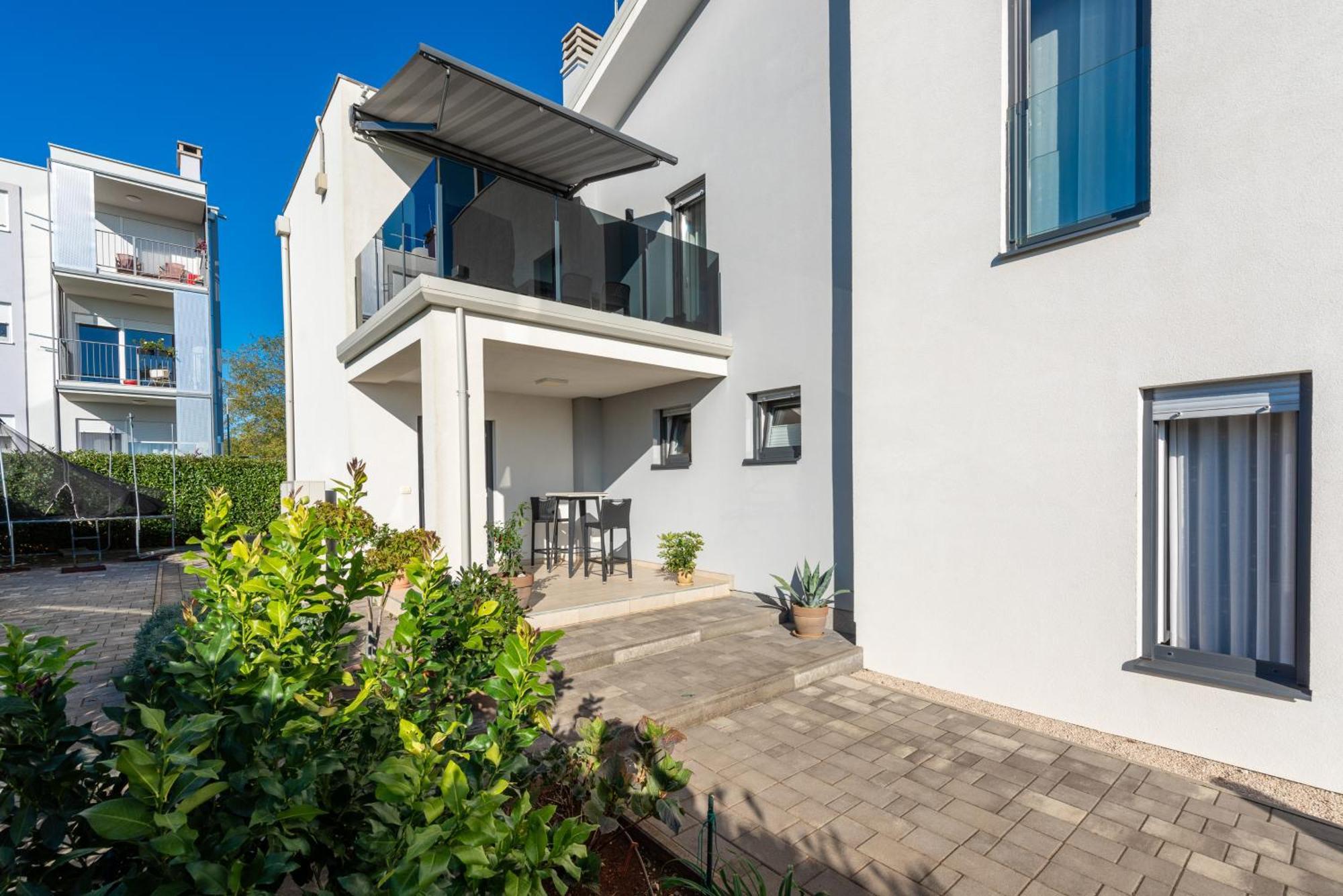 Apartment Lunne Novigrad  Bagian luar foto