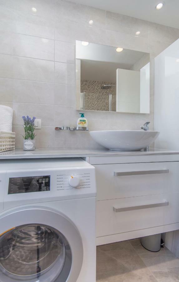 Apartment Lunne Novigrad  Bagian luar foto