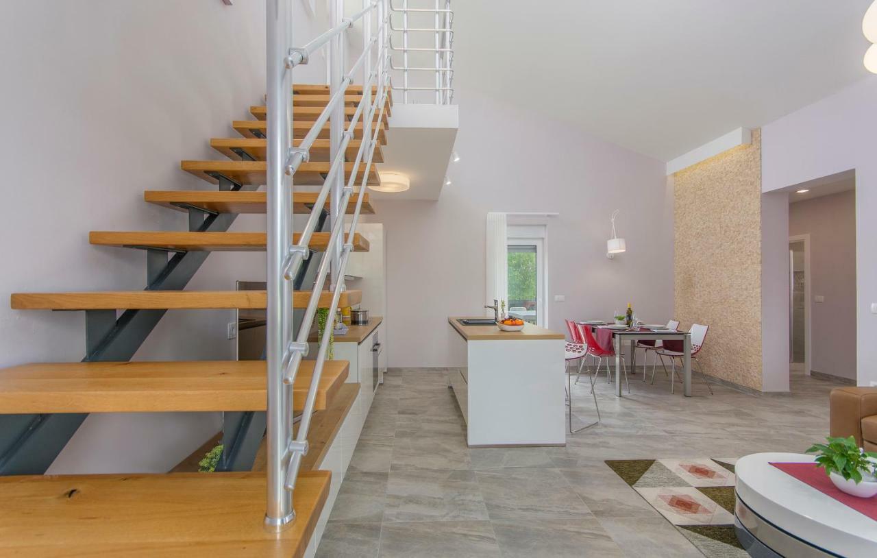 Apartment Lunne Novigrad  Bagian luar foto